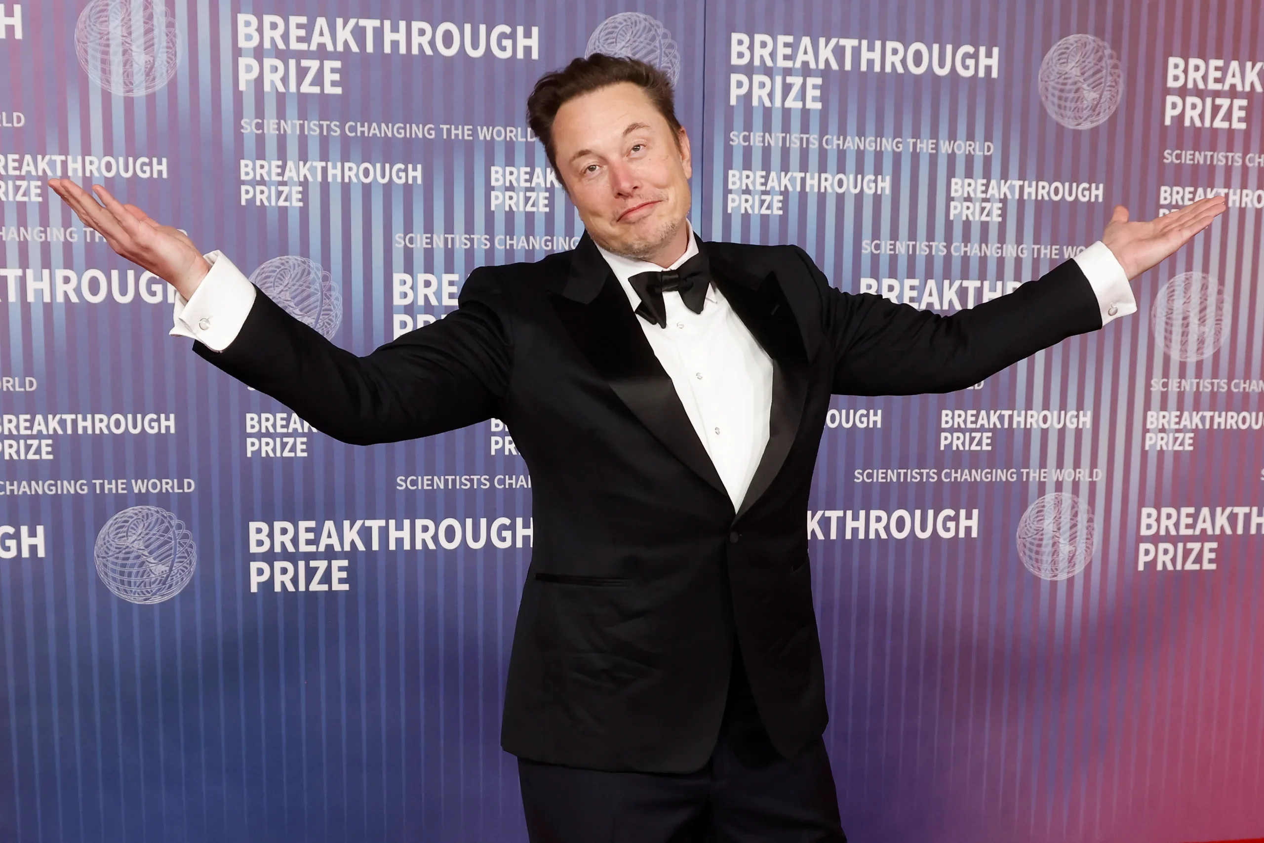 🚀 Elon Musk’s Net Worth in 2025: How the Bully-from-Pretoria Became the Richest Man on Earth — and Why It Still Matters